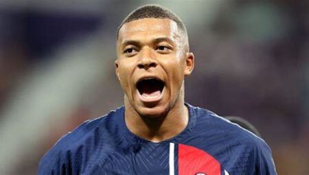 PSG’nin Mbappe İle Sözleşme Uzatma Çabaları